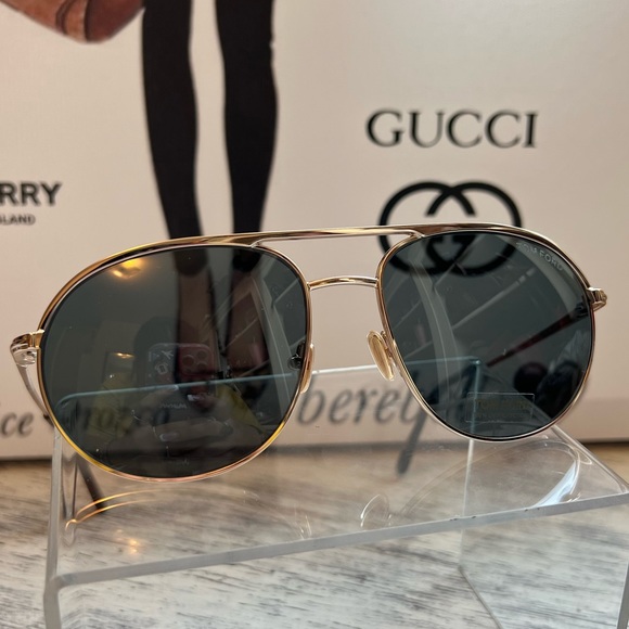 FINAL SALE🌸TOM FORD GIO AVIATOR sunglasses - Picture 4 of 16